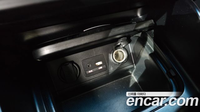 Kia Carens 2018 — photo 30