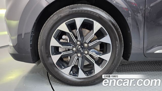 Kia Canival 2023 — photo 5