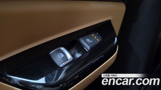 Kia Canival 2023 — photo 20