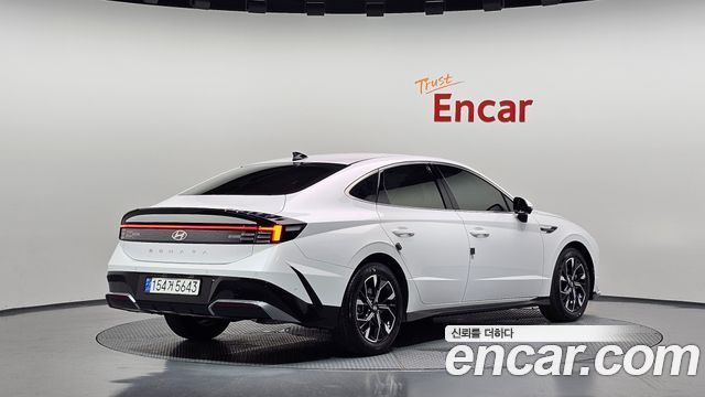 Hyundai Sonata 2025 — photo 2