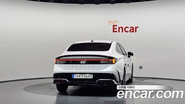 Hyundai Sonata 2025 — photo 4