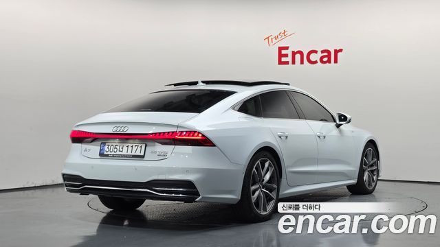 Audi A7 2020 — photo 2