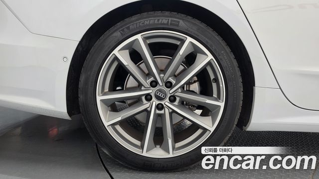 Audi A7 2020 — photo 5