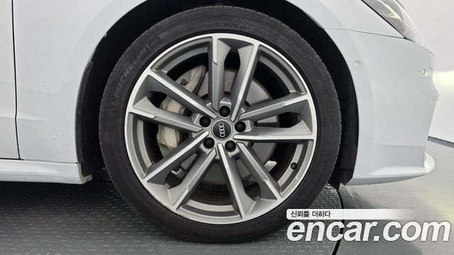 Audi A7 2020 — photo 7