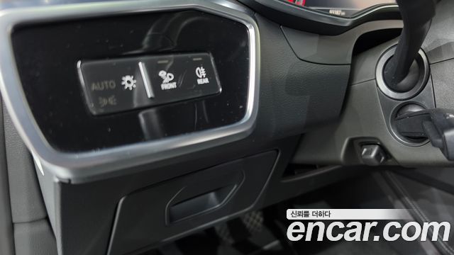 Audi A7 2020 — photo 27