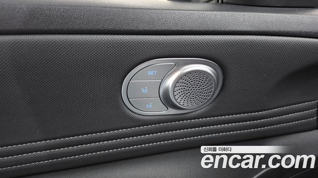Hyundai AVANTE 2023 — photo 30