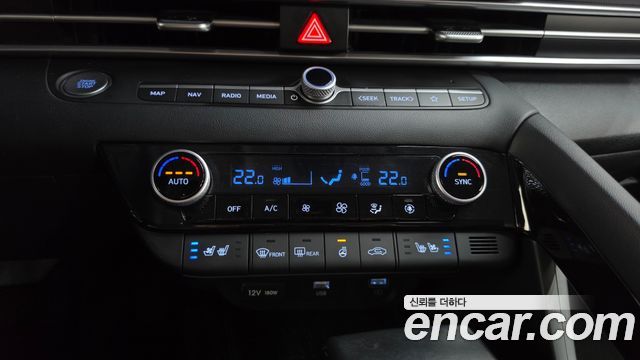 Hyundai AVANTE 2023 — photo 31