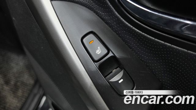Hyundai AVANTE 2012 — photo 19