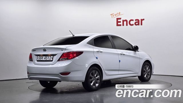 Hyundai Accent 2019 — photo 2