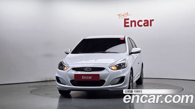 Hyundai Accent 2019 — photo 3
