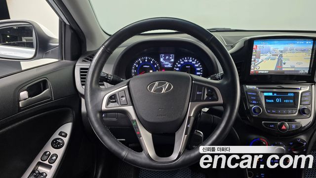 Hyundai Accent 2019 — photo 13