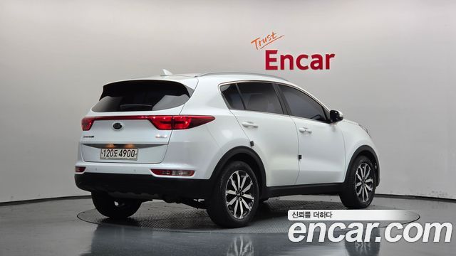 Kia Sportage 2018 — photo 2