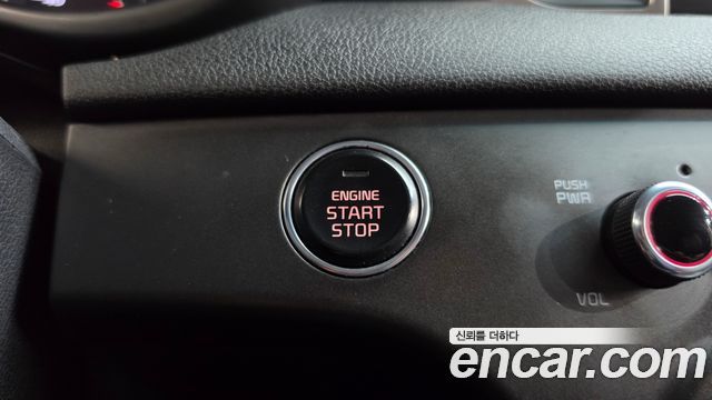 Kia Sportage 2018 — photo 25