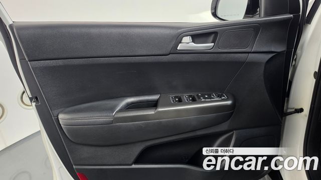 Kia Sportage 2018 — photo 14