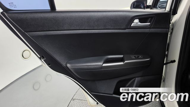 Kia Sportage 2018 — photo 15