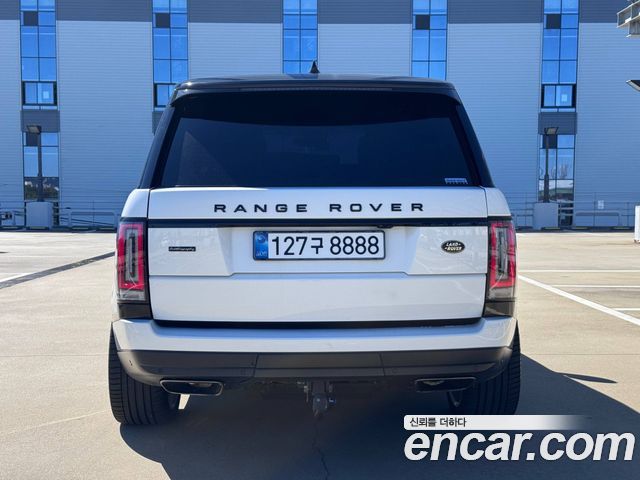 Land Rover Range Rover 2019 — photo 7