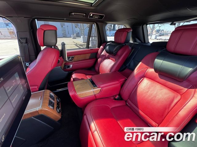 Land Rover Range Rover 2019 — photo 18