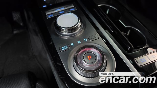 Genesis G80 2023 — photo 12