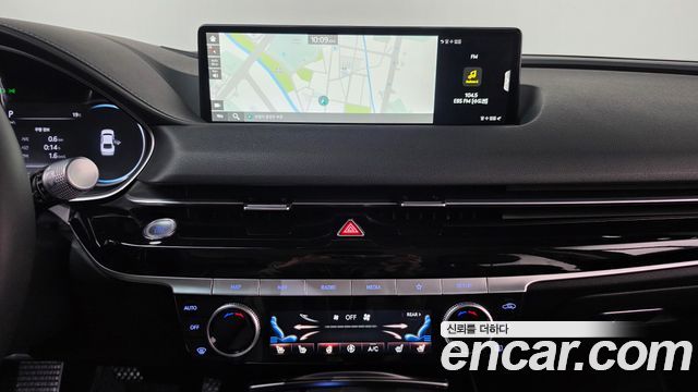 Genesis G80 2023 — photo 19