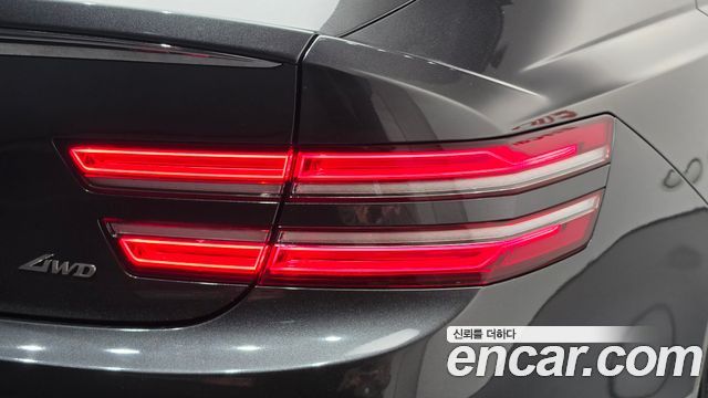 Genesis G80 2023 — photo 9