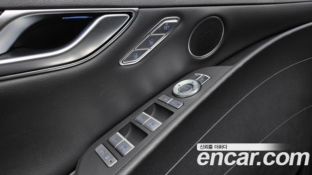 Genesis G80 2023 — photo 28