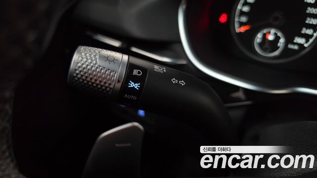 Genesis G80 2023 — photo 30