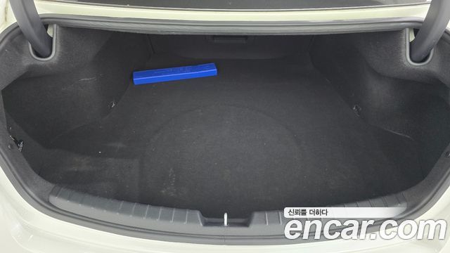 Kia K7 2017 — photo 22