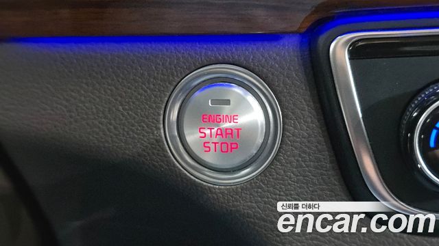 Kia K7 2017 — photo 25