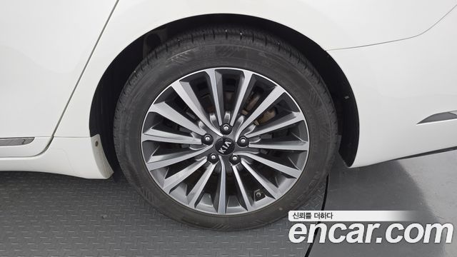 Kia K7 2017 — photo 7