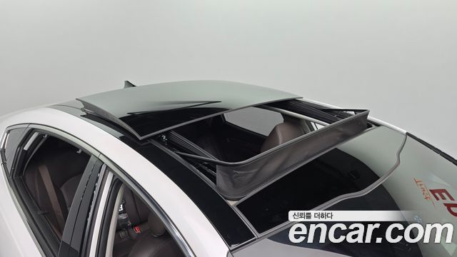 Kia K7 2017 — photo 29