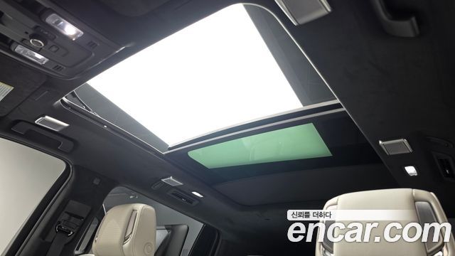 Cadillac Escalade 2025 — photo 21