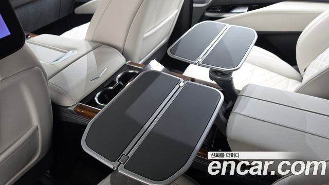 Cadillac Escalade 2025 — photo 31