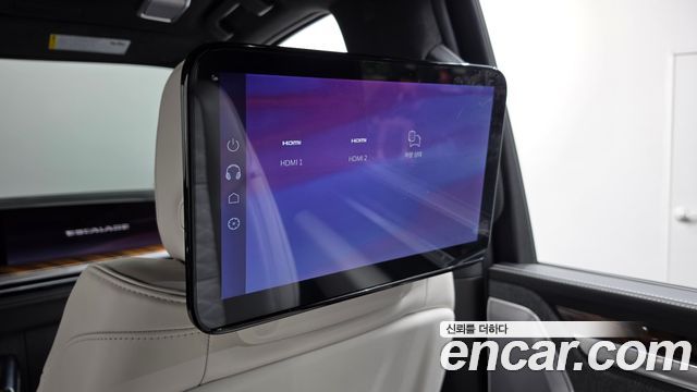 Cadillac Escalade 2025 — photo 32