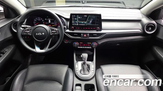 Kia K3 2022 — photo 10