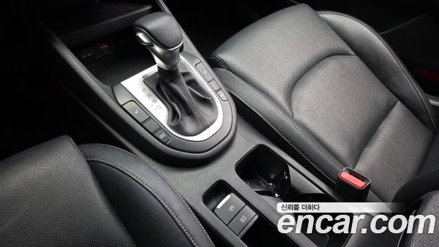 Kia K3 2022 — photo 12
