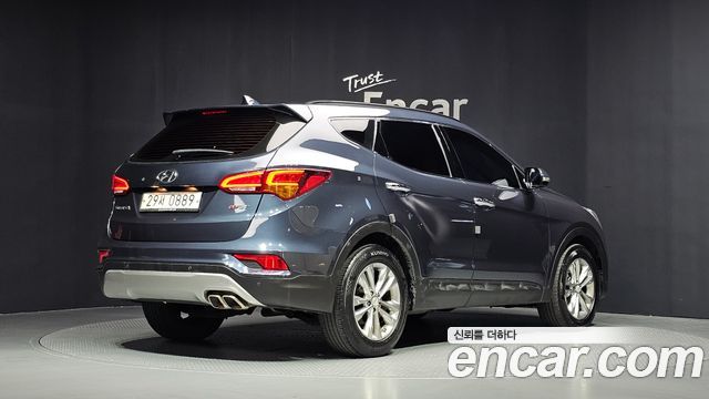 Hyundai Santafe 2016 — photo 2
