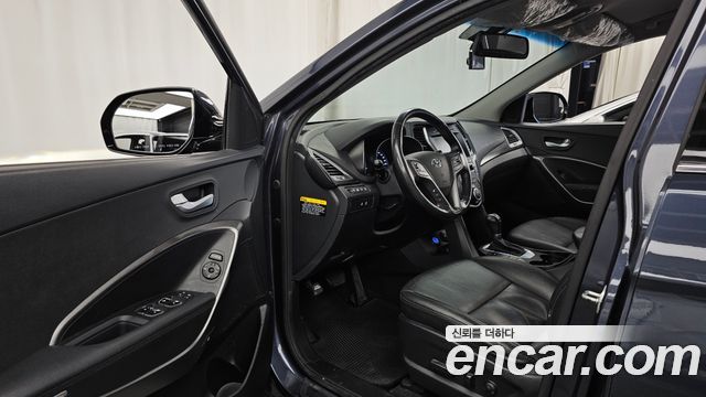 Hyundai Santafe 2016 — photo 10