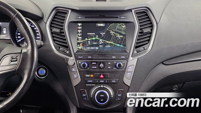 Hyundai Santafe 2016 — photo 14