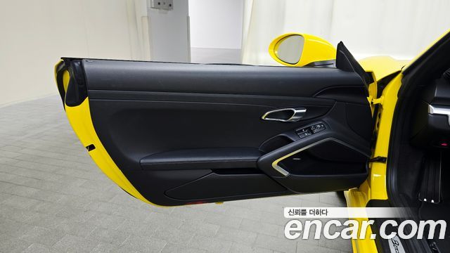 Porsche 718 2024 — photo 14