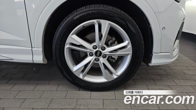 Audi Q3 2022 — photo 7