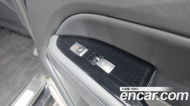 KG Mobility Rexton 2019 — photo 25