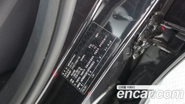 KG Mobility Rexton 2019 — photo 29