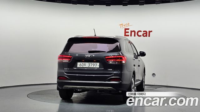 Kia Sorento 2015 — photo 4