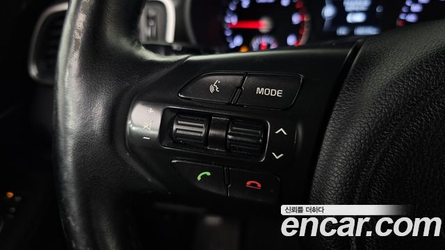Kia Sorento 2015 — photo 28