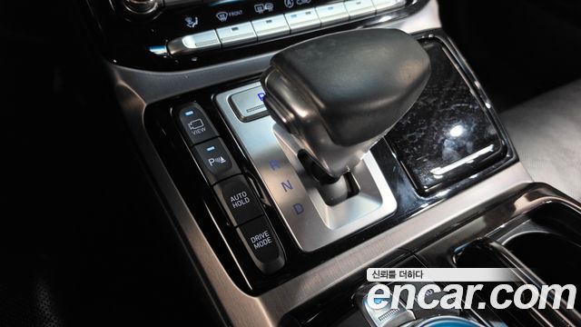 Genesis EQ900 2018 — photo 12