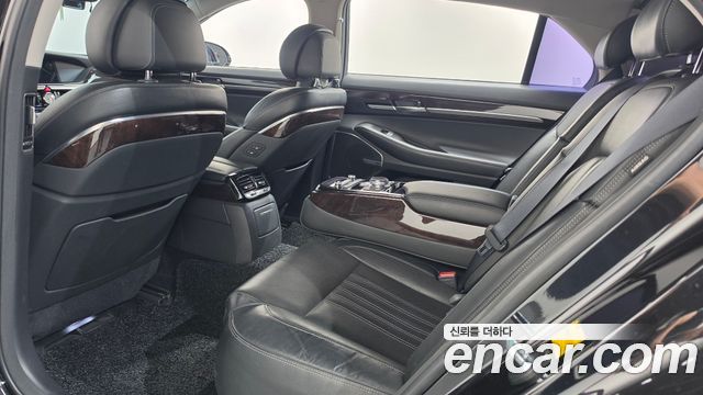 Genesis EQ900 2018 — photo 17