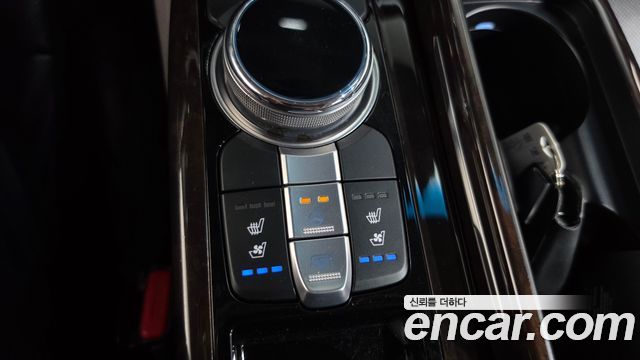 Genesis EQ900 2018 — photo 25