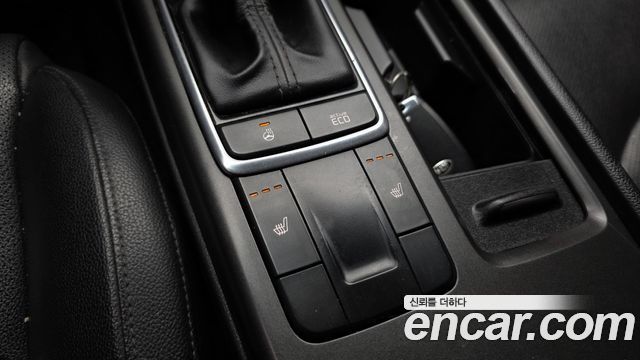 Kia K5 2018 — photo 24