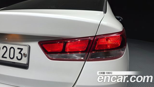 Kia K5 2018 — photo 9
