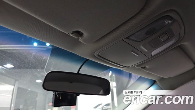 Kia K5 2018 — photo 27